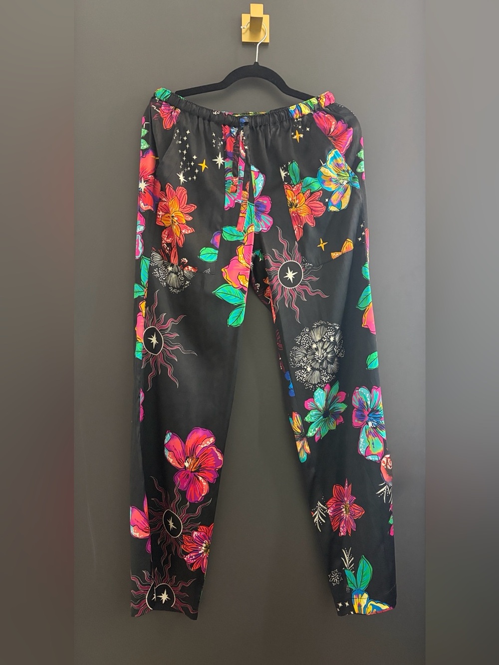 NWT Johnny Was Silk Black and Floral Print Pants